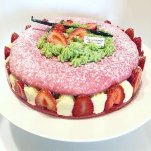 Macaron Géant aux Fraises - Giant Strawberry Macarons