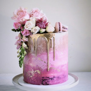 Drip-Cake-Passionnee-Lebanon